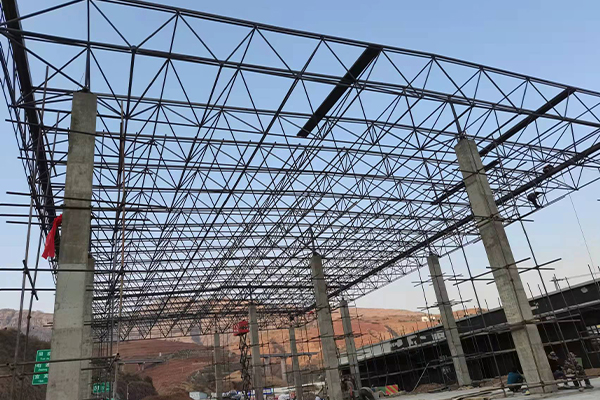 海伦钢结构网架图片